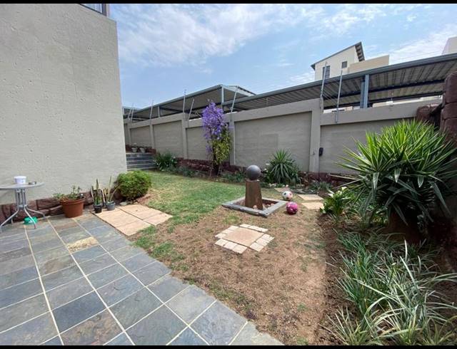 4 BEDROOM PROPERTY TO RENT IN BARBEQUE DOWNS